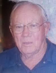 Vickie Arnett's Instagram, Twitter & Facebook