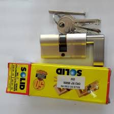 Kita dowshardware menyediakan bermacam jenis handle pintu… Jual Produk Silinder Kunci Pintu Solid Termurah Dan Terlengkap Agustus 2021 Bukalapak