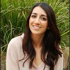 Gina Pisciotta's Instagram, Twitter & Facebook