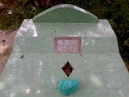Batu bersurat talang tuwo merupakan sebuah batu bersurat yang dijumpai oleh louis constant westenenk yang merupakan residen palembang pada 17 saiz batu bersurat ini adalah 67×97×21 cm. Lokasi Raja Sriwijaya Beramanat Ekologi Ini Dikepung Kebun Sawit Mongabay Co Id Mongabay Co Id