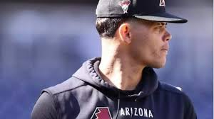 Yoan López, el ligamayorista cubano que sirve de enlace para que más  peloteros se unan al “Cuba”