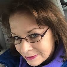 Denise Schwind's Instagram, Twitter & Facebook