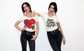 Even talk about the consequence 'cause right now you're the only thing that's making any sense to me and i don't give a damn what they say, what. The Veronicas Untouched El Blog De Yes