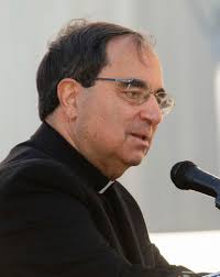 Family and friends of missing LSU student Kori Gauthier hear words of hope,  prayer at vigil