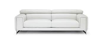 White sofas are a particularly great option when it comes to looking sophisticated and chic. Modern Luxury Sofas Natuzzi Italia