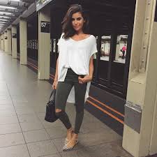 You can style it with some cute shoes and jewelry. Ecclesbourne Valley Railway News Feed View 24 How To Dress For Birthday Dinner
