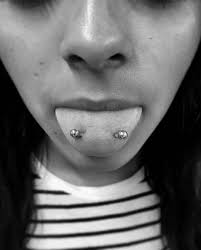If the jewelry is loose and comes out of its place, you may swallow it during eating or sleeping. Cos E Il Venom Piercing Tatuaggipiercing It