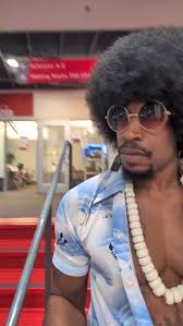 Mr. Don't leave your granny around me 💪🏾😂 Living Loving Life  #yourfavoritehost #harrysmallwood #lasvegas