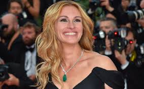 The role of julia roberts in the film money monster is simply superb and she got mixed reviews for her outstanding role in this film. Julia Roberts Age Birthday And Love And Parenting Quotes