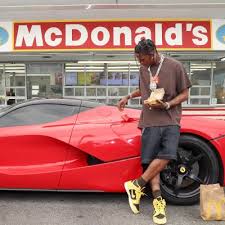 Chicken mcnuggets, a coke, medium fries, and 2 new sauces exclusively picked by bts: Bts Bekommen Eigenes Mcdonalds Menu Fans Sind Sauer Bigfm
