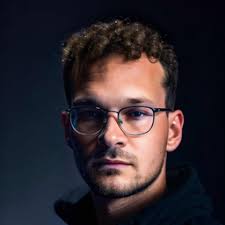 Mitarbeitende von Wellergruppe