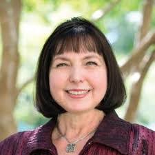 Alisha Damron's Instagram, Twitter & Facebook