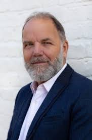 Gavin Matthews's Instagram, Twitter & Facebook