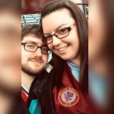 Billie Ross (@Billie_90)