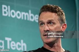 David Oxley's Instagram, Twitter & Facebook