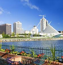 Pin By Alyssa Koloske On My Wanderlust Milwaukee Wisconsin Travel Milwaukee City