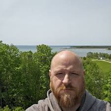 🌽🚜 Now that the corn is up, please use extra caution when proceeding  through intersections. The tall crops can obstruct your view, making it  harder to see oncoming traffic. Let's all stay