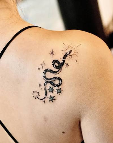 ⋆｡° 𝒩𝒾𝑔𝒽𝓉 𝒪𝓇𝒷𝒾𝓉 °｡⋆ @norangtattoo the three stars below the snake are a touch-up — not my original work ✶