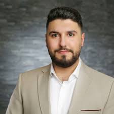 Mitarbeitende von operational services GmbH & Co. KG