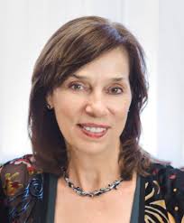 THE BOOKWORM SEZ: 'American Castle' makes for a Florida fable