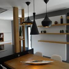 Découvrez 28 idées magnifiques sur la cuisine noire réussie qui vont vous inspirer à choisir votre par exemple, une cuisine avec plusieurs surfaces brillantes qui réfléchissent la lumière est très. Cuisine Contemporaine Amenagement Et Photos De Cuisines Design Et Contemporaines Domozoom