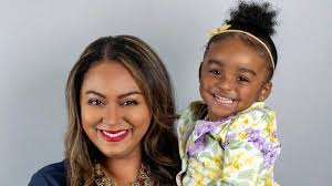 Sheila Vasquez's Instagram, Twitter & Facebook