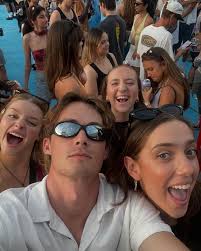 GEORGE (@georgiajohnston__) • Instagram photos and videos