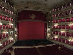 Mediolanum‎) είναι πόλη στη βόρεια ιταλία. La Scala Museum In Milan A Shared Guided Tour The Crowded Planet