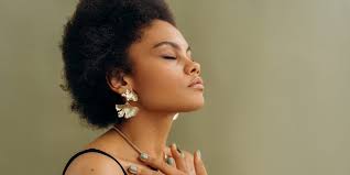 Wellness Her Way with Amanda Henry of Therabody