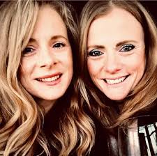 The School Run Entrepreneur: How to Build a Business Between Dropoff and  Pickup: Amazon.co.uk: Lowe, Silvia, Anderson, Celia: 9781916015012: Books