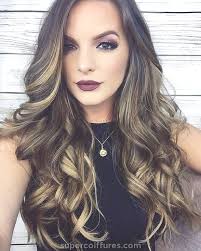 Quelle nuance de brun choisir ? Les 31 Cheveux Bruns Les Plus Accrocheurs Avec Des Meches Supercoiffures Com