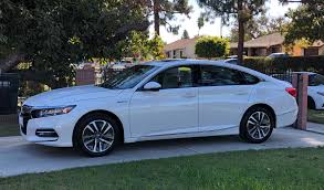 The 2019 honda accord hybrid could become a lot more relevant in the next few years as more and more buyers look to lower fuel consumption. The 2019 Accord Hybrid Ex L Is The Perfect Commuter Car Honda