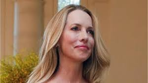 Support erin jobs and join th. Steve Jobs Wife Told His Daughter We Re Cold People Youtube