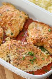 Healthy oven baked chicken parmesan is crispy on the outside and tender on the inside with no frying required. Easy Chicken Parmesan Easy To Make Spend With Pennies