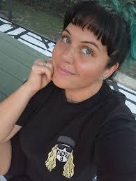 Sheena Hernandez's Instagram, Twitter & Facebook