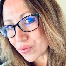 Leann Murray (@LeannMu38708328)