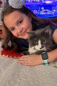 Sarah Earley's Instagram, Twitter & Facebook