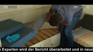 Um die matratze zu inspizieren, entfernen sie alle bettbezüge und untersuchen sie die gesamte matratze gründlich. Der Gute Tipp Schimmel Am Lattenrost Youtube