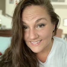 Heather Scheel's Instagram, Twitter & Facebook