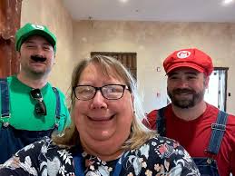 Teen creates space for retro video gamers to unite and play