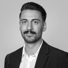 Calvin Dill's Instagram, Twitter & Facebook