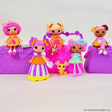 Jewel sparkles dresses up the town playisode. Lalaloopsy Dolls Toys We Re Lalaloopsy Trailer Videos More Lalaloopsy