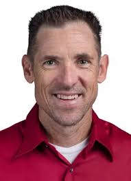 Gary Towne's Instagram, Twitter & Facebook