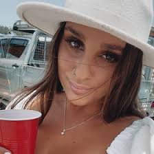 Ella McCarthy (ellamccarthy4)