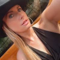 500+ "Flis" profiles