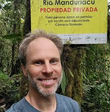 Hi. Anyone here has the collection of books