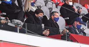 Toute l'actualité du club, matchs et résultats, fiches joueurs, transferts, vidéos, photos, billetterie et boutique en ligne. Psg Lille Leonardo Et Letang Repris De Volee La Commission De Discipline Mise Sous Pression