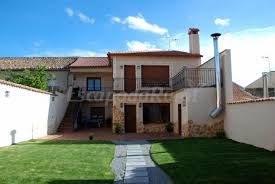 Ademas tienen fiestas tematicas muy divertidas en las que todos estan invitados preguntanos o llama. Tradicion Rural Casa Rural En Nieva Segovia