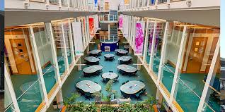 The university has two campuses that it operates from; Hertfordshire University 2021 Courses Entry And Application Info British Universities Britishuni
