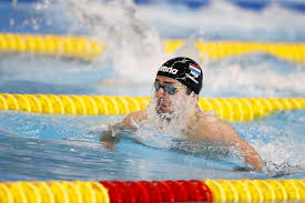Arno kamminga toont vol trots zijn medaille. Toussaint En Kamminga Opnieuw Succesvol In Marseille Andere Sporten Tubantia Nl